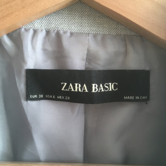 Zara two-piece suit / pantsuit with sz 6 blazer sz 6 / sz 12 pant - Picture 4 of 9